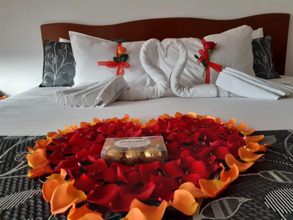 Aw Hotel Salitre Real Богота Екстериор снимка