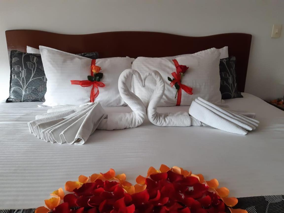 Aw Hotel Salitre Real Богота Екстериор снимка