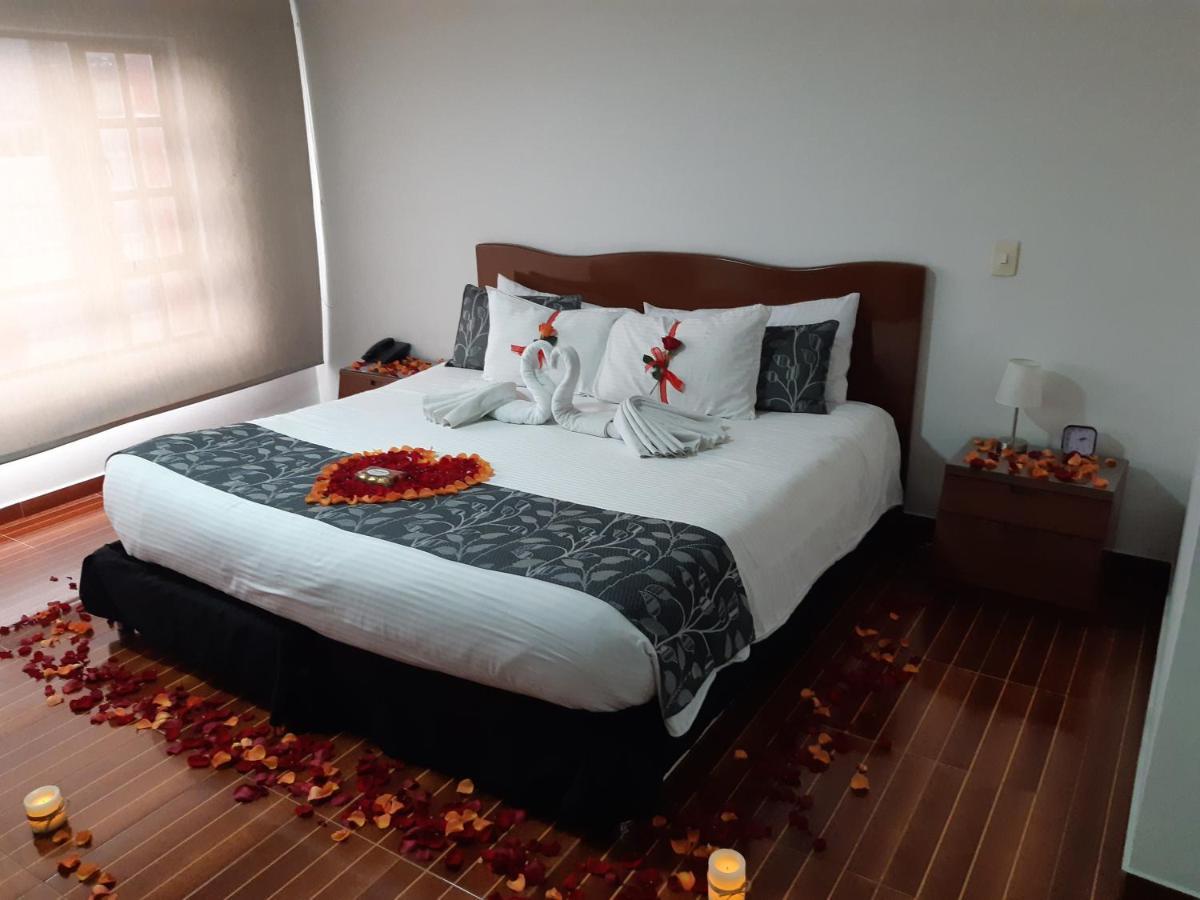 Aw Hotel Salitre Real Богота Екстериор снимка