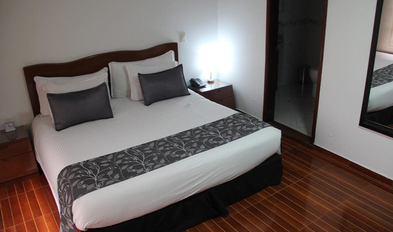 Aw Hotel Salitre Real Богота Екстериор снимка